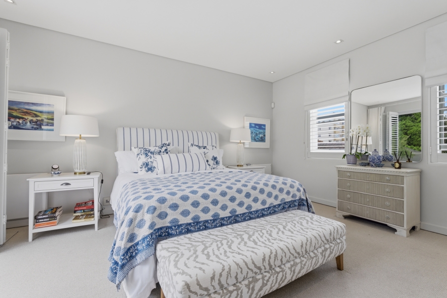 2 Bedroom Property for Sale in Green Point Western Cape